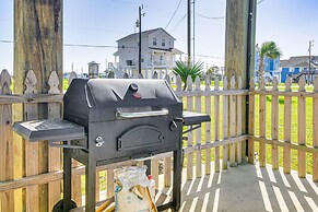 Near Beach Access: Galveston Home w/ Grill & Patio