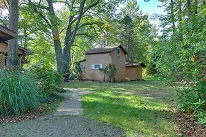 Cozy Chautauqua Lake Cottage w/ Shared Patio