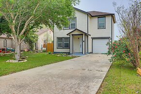 Charming Family Home w/ Yard - 24 Mi to Austin!