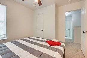 Charming Family Home w/ Yard - 24 Mi to Austin!