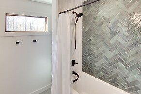 Gorgeous Swannanoa Home w/ Sweeping Mountain Views