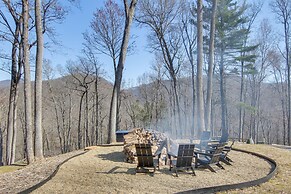 Gorgeous Swannanoa Home w/ Sweeping Mountain Views
