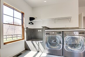 Gorgeous Swannanoa Home w/ Sweeping Mountain Views