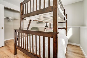 Renovated Blaine Farmhouse w/ Heated Pole Barn!