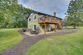 Renovated Blaine Farmhouse w/ Heated Pole Barn!