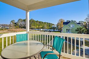 Spacious Murrells Inlet Home - Walk to Beach!
