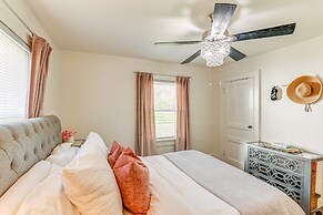 Columbia Cottage w/ Patio: 1 Mi to Downtown!