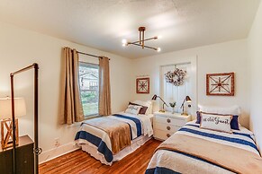 Columbia Cottage w/ Patio: 1 Mi to Downtown!