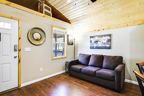 10 Mi to Nat'l Park: Smoky Mountains Getaway