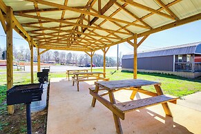 10 Mi to Nat'l Park: Smoky Mountains Getaway