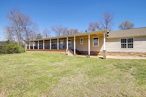 Private Hot Tub & Mountain View: Newport Home