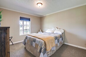 Private Hot Tub & Mountain View: Newport Home