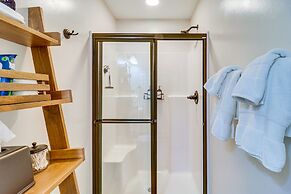 Bright Family Cabin in Lost City w/ Expansive Deck