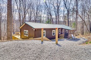 Bright Family Cabin in Lost City w/ Expansive Deck
