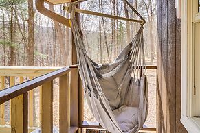 Bright Family Cabin in Lost City w/ Expansive Deck