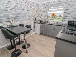 48 Gower Holiday Village