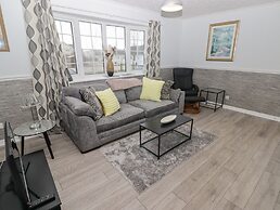 48 Gower Holiday Village