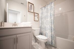 Beautiful 5 Bed Villa With Game Room And Pool 5 Bedroom Home by RedAwn