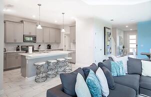 Beautiful 5 Bed Villa With Game Room And Pool 5 Bedroom Home by RedAwn