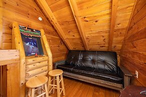 5 Star Celebration 1 Bedroom Cabin by RedAwning