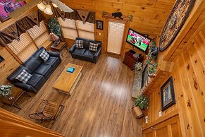 5 Star Celebration 1 Bedroom Cabin by RedAwning