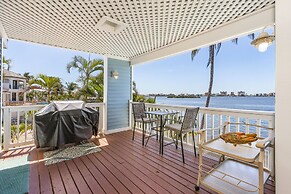 Sea Breeze Bay - 950 San Carlos Drive 4 Bedroom Home by RedAwning