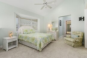 Sea Breeze Bay - 950 San Carlos Drive 4 Bedroom Home by RedAwning