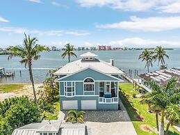 Sea Breeze Bay - 950 San Carlos Drive 4 Bedroom Home by RedAwning