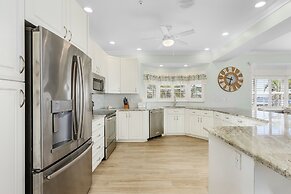 Sea Breeze Bay - 950 San Carlos Drive 4 Bedroom Home by RedAwning