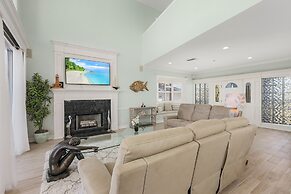 Sea Breeze Bay - 950 San Carlos Drive 4 Bedroom Home by RedAwning