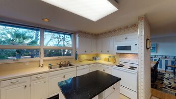 Ocean Retreat 4 Bedroom Home