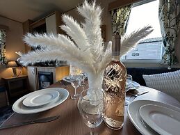 Beautiful 3-bedroomed Lodge in Mablethorpe