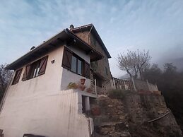 Nature's Rustico - Quiet Location - Picturesque