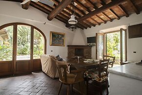 La Capannina, Sulla Collina con Vista Mare