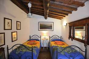 La Capannina, Sulla Collina con Vista Mare