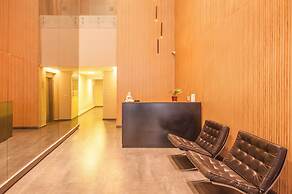 CloudBA Thames Soho Apartments