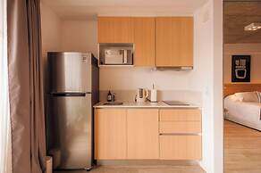 CloudBA Thames Soho Apartments