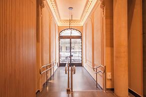 CloudBA Thames Soho Apartments