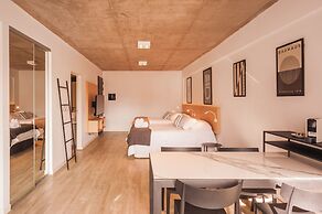 CloudBA Thames Soho Apartments