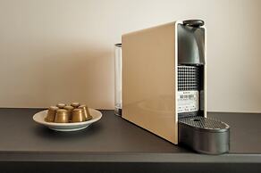 CloudBA Thames Soho Apartments