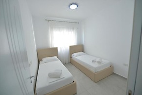 ApartHotel Miramare Sarande