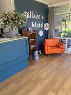 Billabong Motel