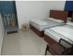 Goroomgo Geeta Palace Rudraprayag