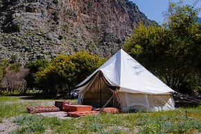 Glamping Canvas Butterfly Valley