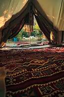 Glamping Canvas Butterfly Valley