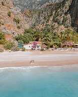 Glamping Canvas Butterfly Valley