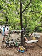 Glamping Canvas Butterfly Valley