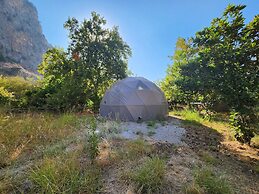 Glamping Canvas Butterfly Valley