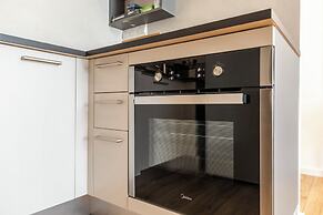 Yamas Urban Living Spiridonons