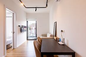 Yamas Urban Living Spiridonons